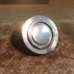 Zilveren gesmede urntje onderkant